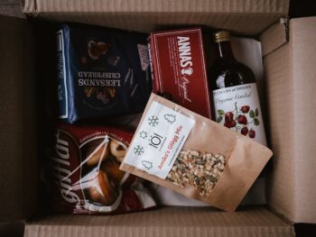 The Healthiest Snacks Packed into One Amazing Box from Munchhavens